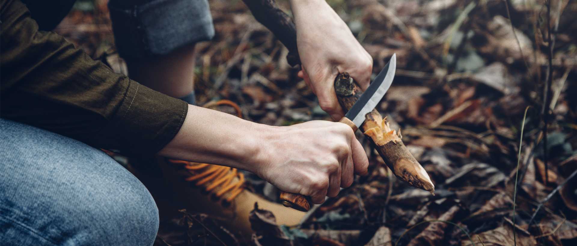 Echo-Sigma Peeling the Wood Stick with Knife
