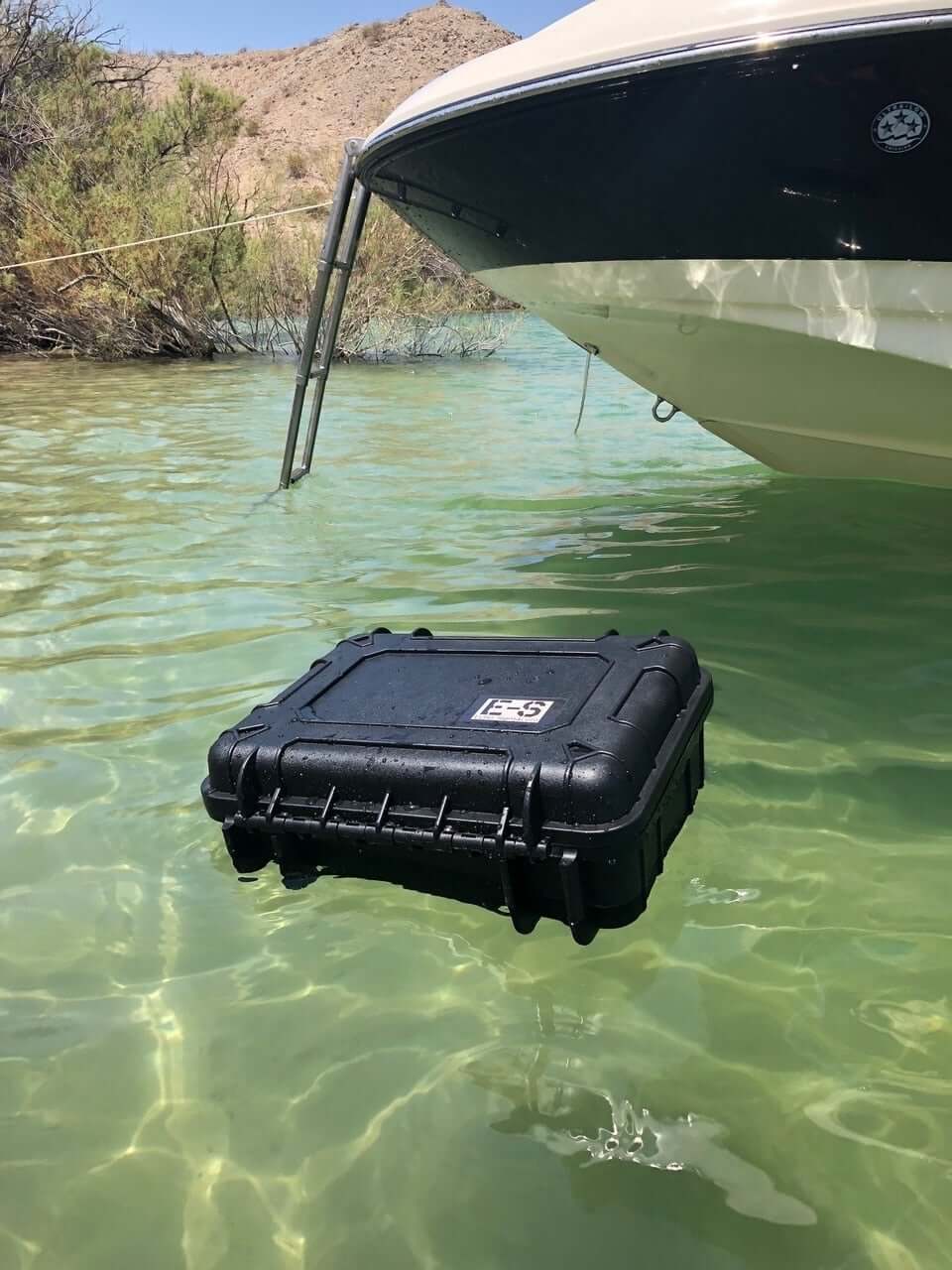 Echo-Sigma Emergency Floating Boat Box